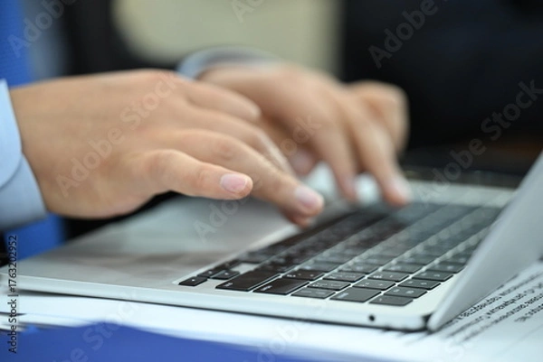 Fototapeta businessman working on laptop computer