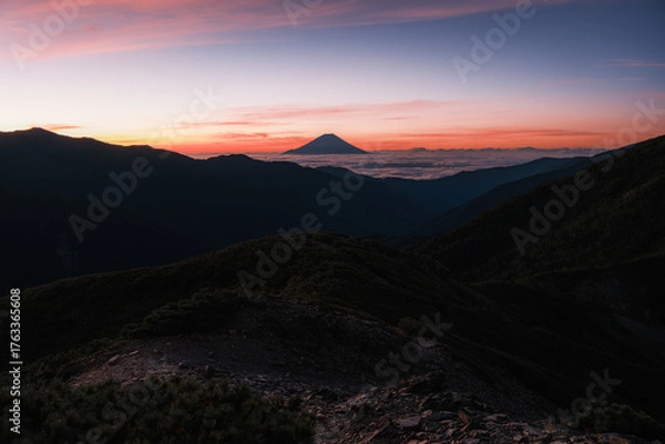 Fototapeta 日本の山岳風景