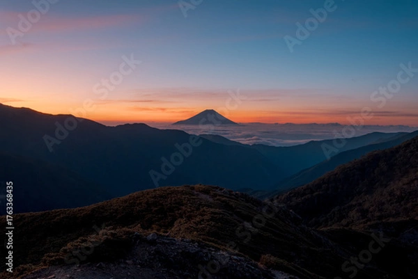 Fototapeta 日本の山岳風景