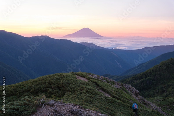 Fototapeta 日本の山岳風景