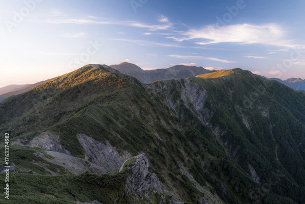Fototapeta 日本の山岳風景