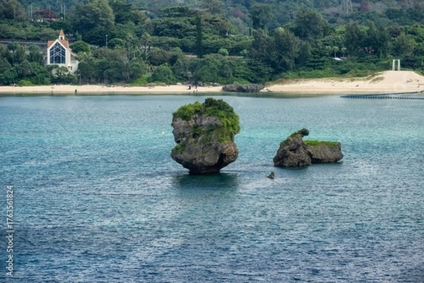 Fototapeta 沖縄県　快晴の万座毛
