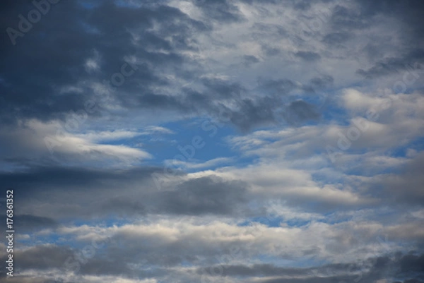 Fototapeta 青空と雲（移ろいなどのイメージ）