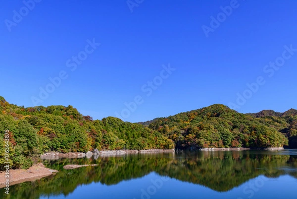 Obraz 秋　宮城県の二ツ石ダム　

