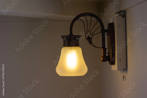 Obraz レトロなウォールランプ
