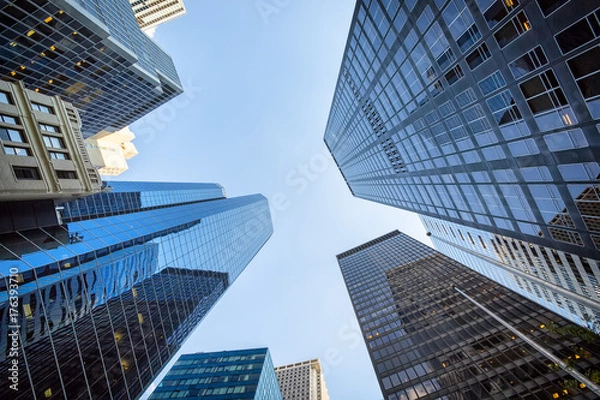 Obraz Up view in financial district, Manhattan, New York