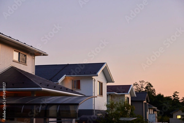 Obraz 夕方の住宅地の家並