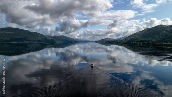 Obraz alone in scotland