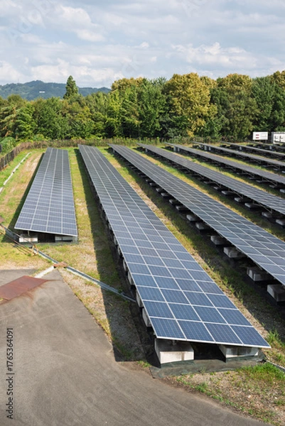 Obraz 都市の未来を支えるメガソーラー