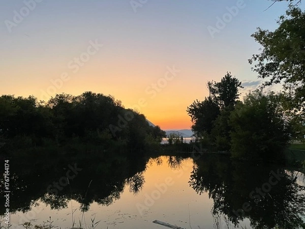 Obraz Sunset over the river