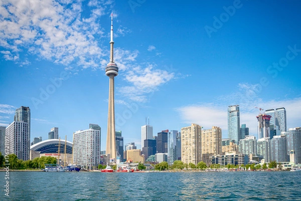 Fototapeta Skyline z Toronto w Kanadzie od jeziora Ontario