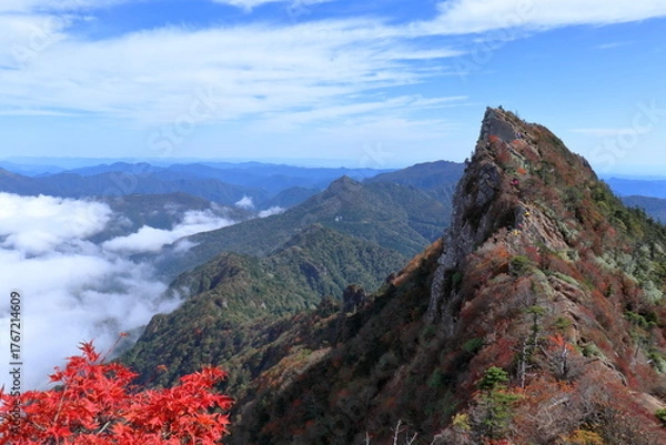 Fototapeta 石鎚山　紅葉狩り登山　（愛媛県　日本百名山）