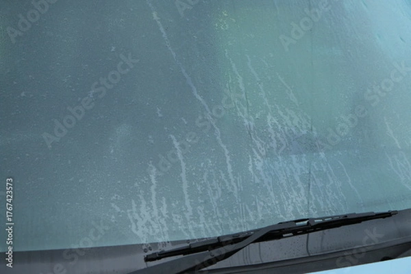 Obraz 車にフロントガラスの結露
