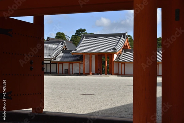 Obraz 京都御所　左掖門から見る日華門(京都市上京区)