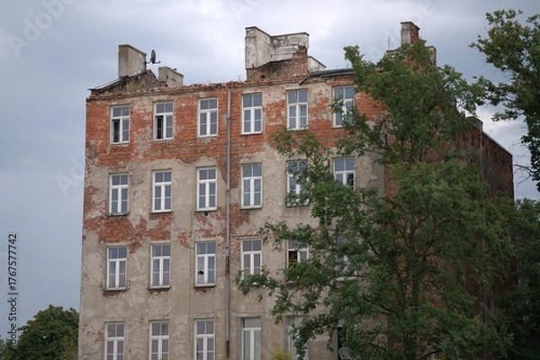 Obraz Opuszczony dom bez dachu