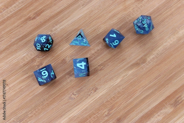 Fototapeta Blue Dice Overhead Bamboo 02