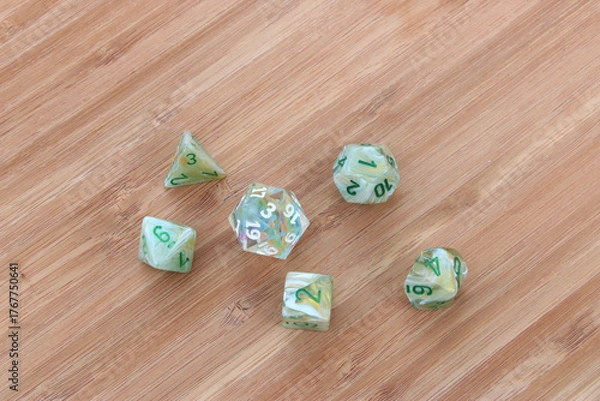 Fototapeta Green Dice Overhead Change 05