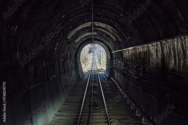 Obraz トンネル