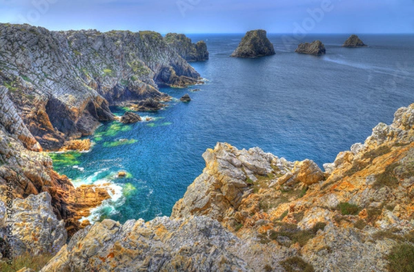 Fototapeta HDR-Aufnahme - Pointe de Penhir, Tas de Pois (die "Erbsenhaufen"), Crozon-Halbinsel, Finistere, Bretagne, Frankreich