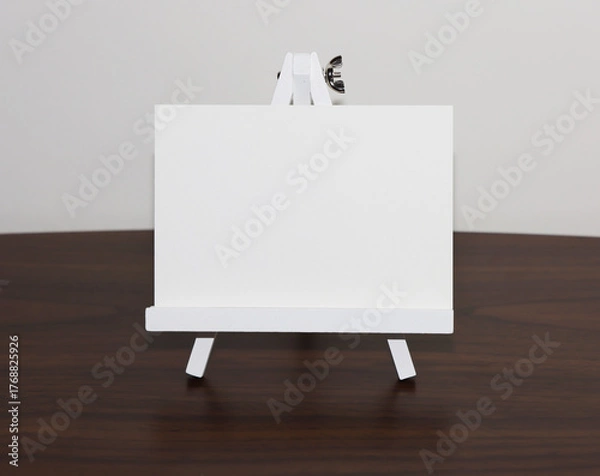 Obraz イーゼルと白いカード