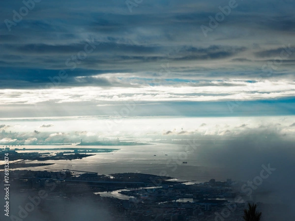 Fototapeta 六甲山上からの夜明け　雲海の神戸大阪方面を臨む