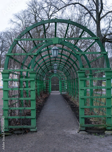 Obraz green gate in the park