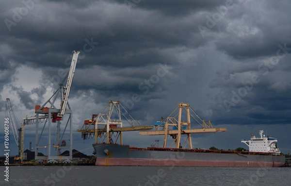 Fototapeta Large bunker