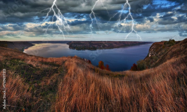 Obraz Stormy Sky Over River Canyon 