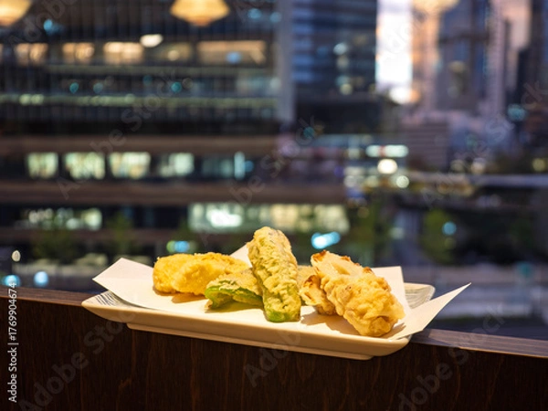 Obraz 夜景を添えるサクサク天ぷら