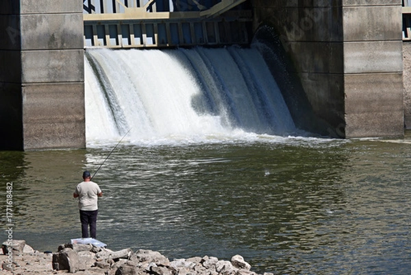 Obraz dam on the river