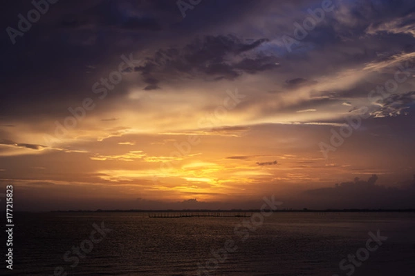 Fototapeta The sky and the lake in the twilight after sunset.