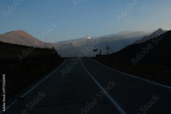 Obraz road to the mountains