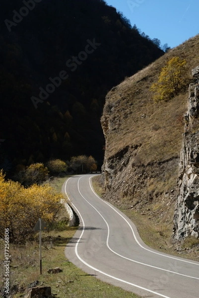 Obraz road in the mountains