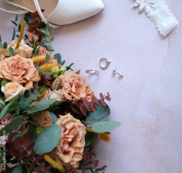 Obraz Rings, earrings, bouquet, bridal shoe