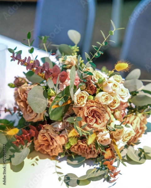 Obraz Peach bouquet with eucalyptus accents