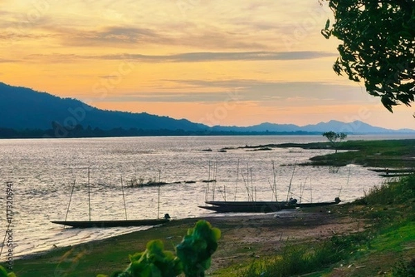 Obraz sunset on the river