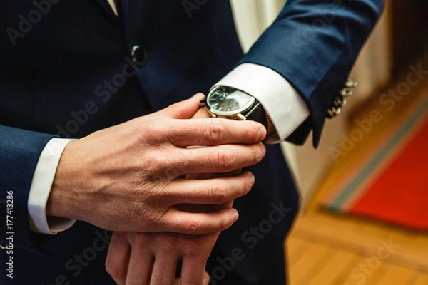Fototapeta Часы на руке мужчины