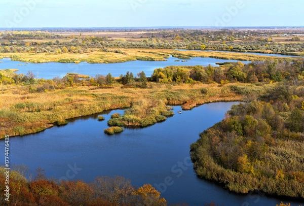 Obraz Mouth of the Vorskla River flowing into the Dnipro at Kamianske Reservoir, view from Snake Hill in Nyzhniovorisklianskyi National Park, Ukraine