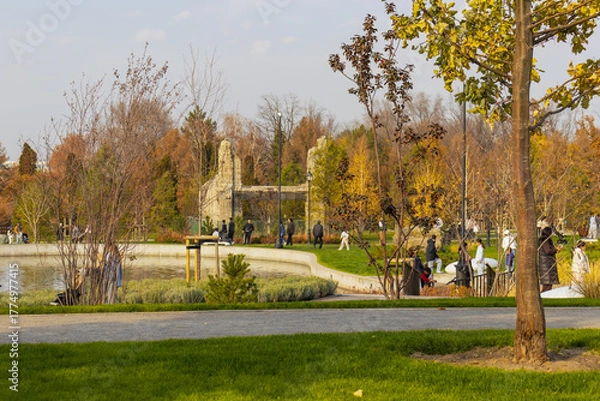 Obraz 27 October 2025 Almatys new park, built on the site of the former presidential residence, Almaty City, Kazakhstan