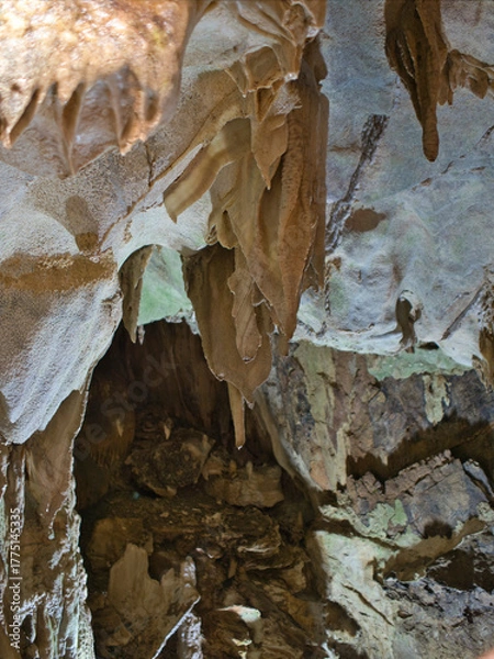 Obraz 鍾乳洞
