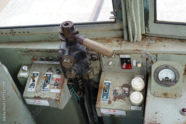 Fototapeta 路面電車運転席