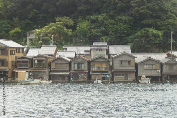 Fototapeta 伊根の町並み（伊根湾クルーズから見た風景）