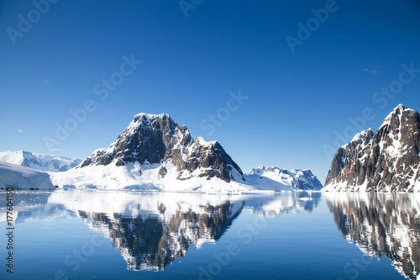 Obraz Antarctic Peninsula Landscape. 