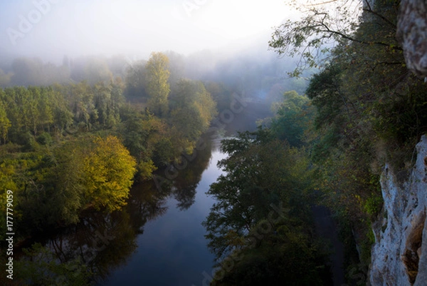 Fototapeta Die Vezere in der Dordogne