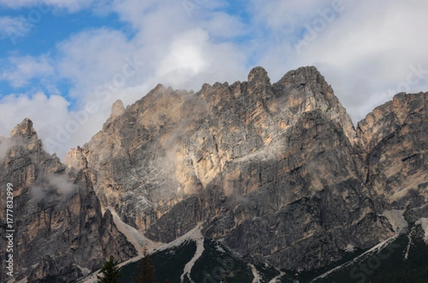 Fototapeta View from Cortina d'Ampezzo towards the Cristallo range and the  Pomagagnon peak, Ampezzo Dolomites, Alps, Italy
