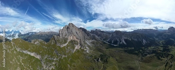 Obraz Fantastisches Panorama der Seceda und umliegende Berge