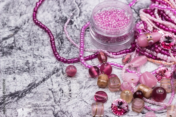 Obraz Pink glass beads