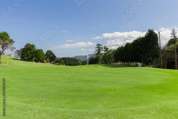 Obraz ゴルフ場　ゴルフコース　自然　風景　ゴルフイメージ