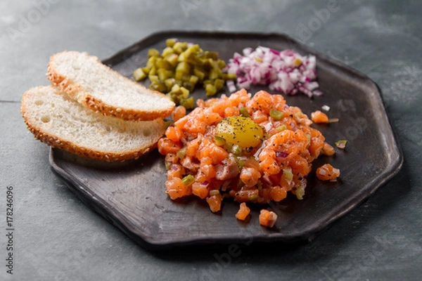 Fototapeta Salmon tartare