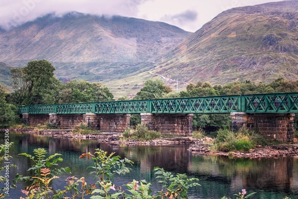 Obraz Eisenbahnbrücke über den River Orczy